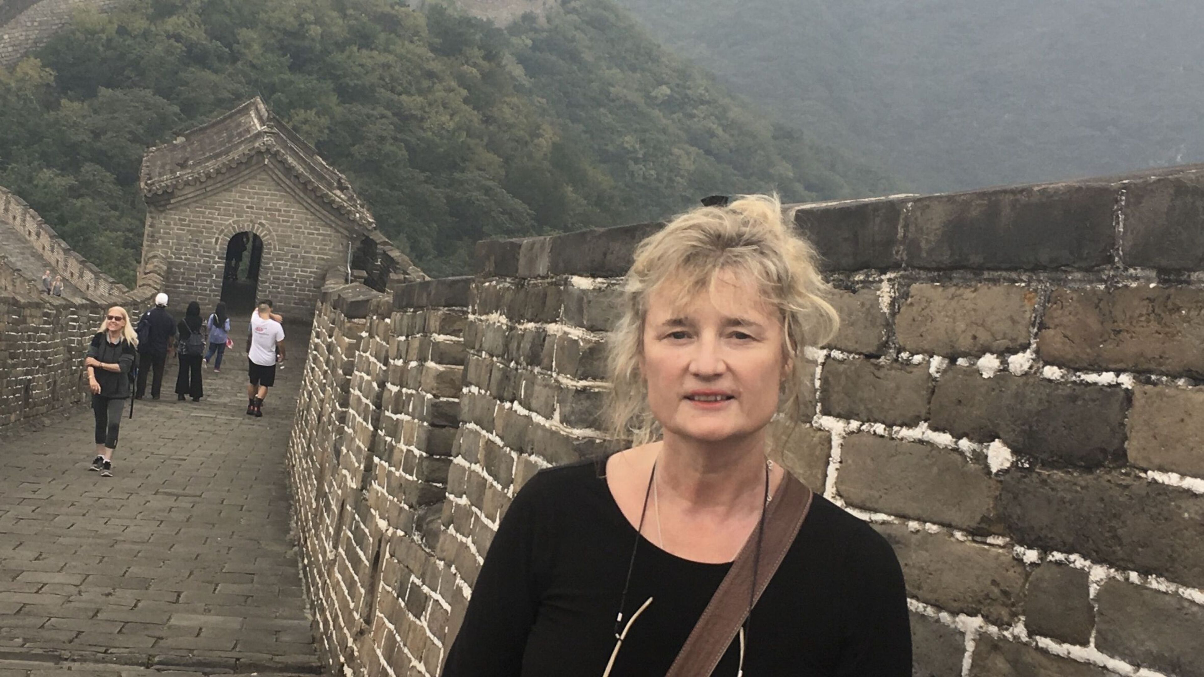 ‘Pre-book taxis, join guided tours and don’t go walking in the dark on your own’ – Roslyn Dee’s seven rules for travelling solo
